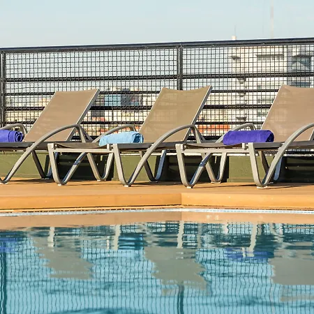 Hotel By Ihg