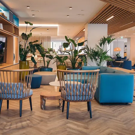 Hotel By Ihg 4*