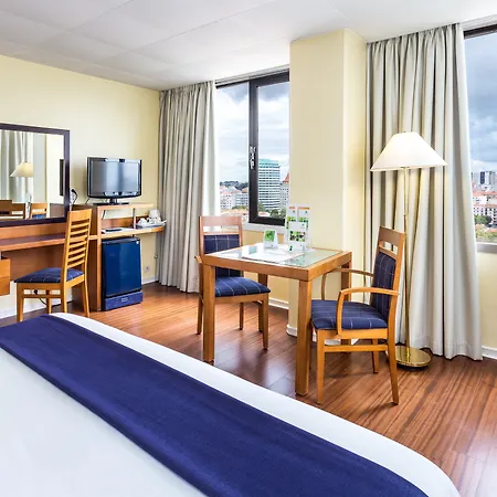 By Ihg Szálloda 4*