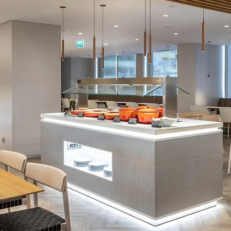 Szálloda By Ihg Lisboa