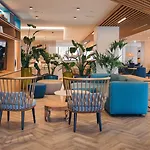 Hotel By Ihg 4*