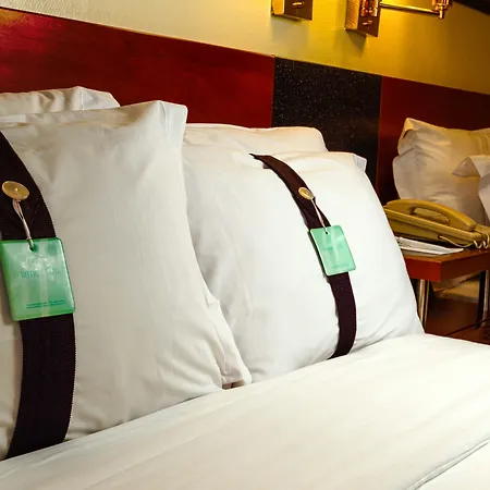 By Ihg Hotell
