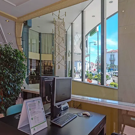 By Ihg Hotel 4*