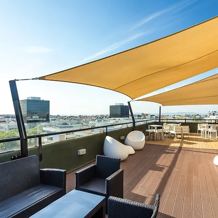 Hotel By Ihg 4*