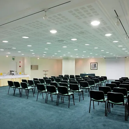 By Ihg Lisboa