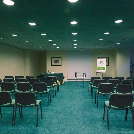 By Ihg Hotel Lisboa