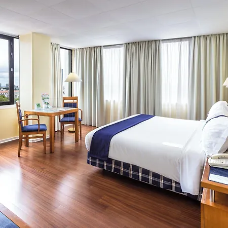 By Ihg 酒店