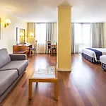 فندق By Ihg Lisboa